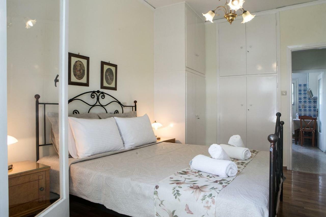 Best House, Larisis Metro, アテネ エクステリア 写真